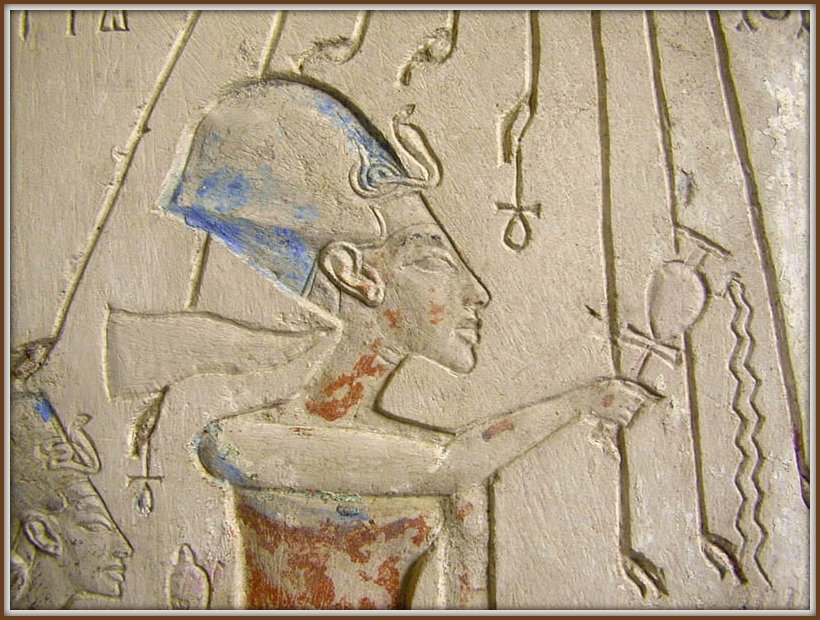 Echnaton, 14. Jh v. Chr: mit Atons Strahlen - hier beginnt die Alternativweltgeschichte.