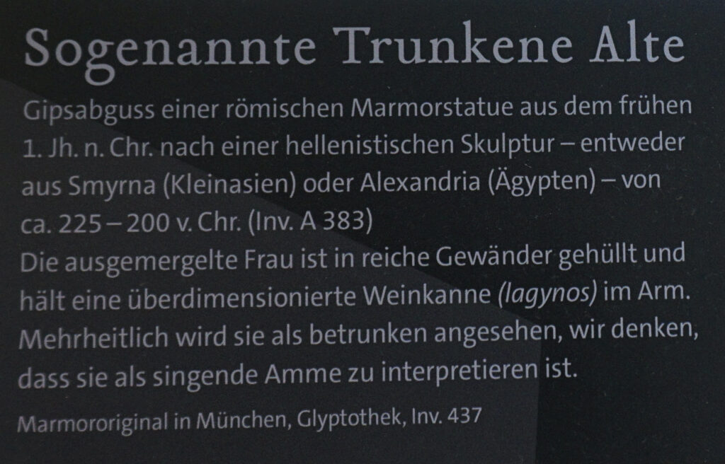 Schild zur sog. Trunkenen Alten im Archäologischen Museum Münster