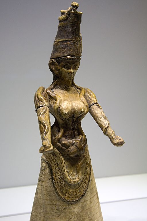 Minoische Statue, Frau mit um die Arme gewundenen Schlangen; Romanfiguren-Vorlage für die Hohepriesterin Kalathe
